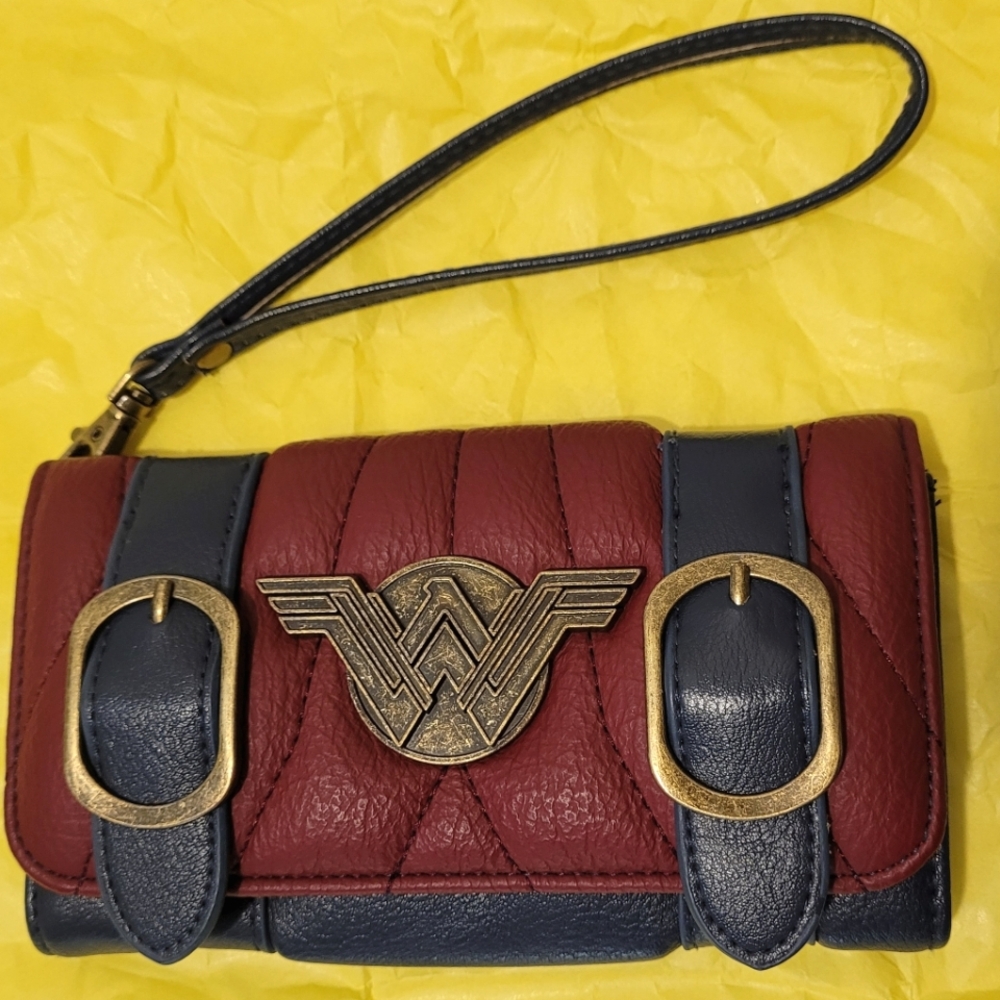 Wonder Woman wristlet